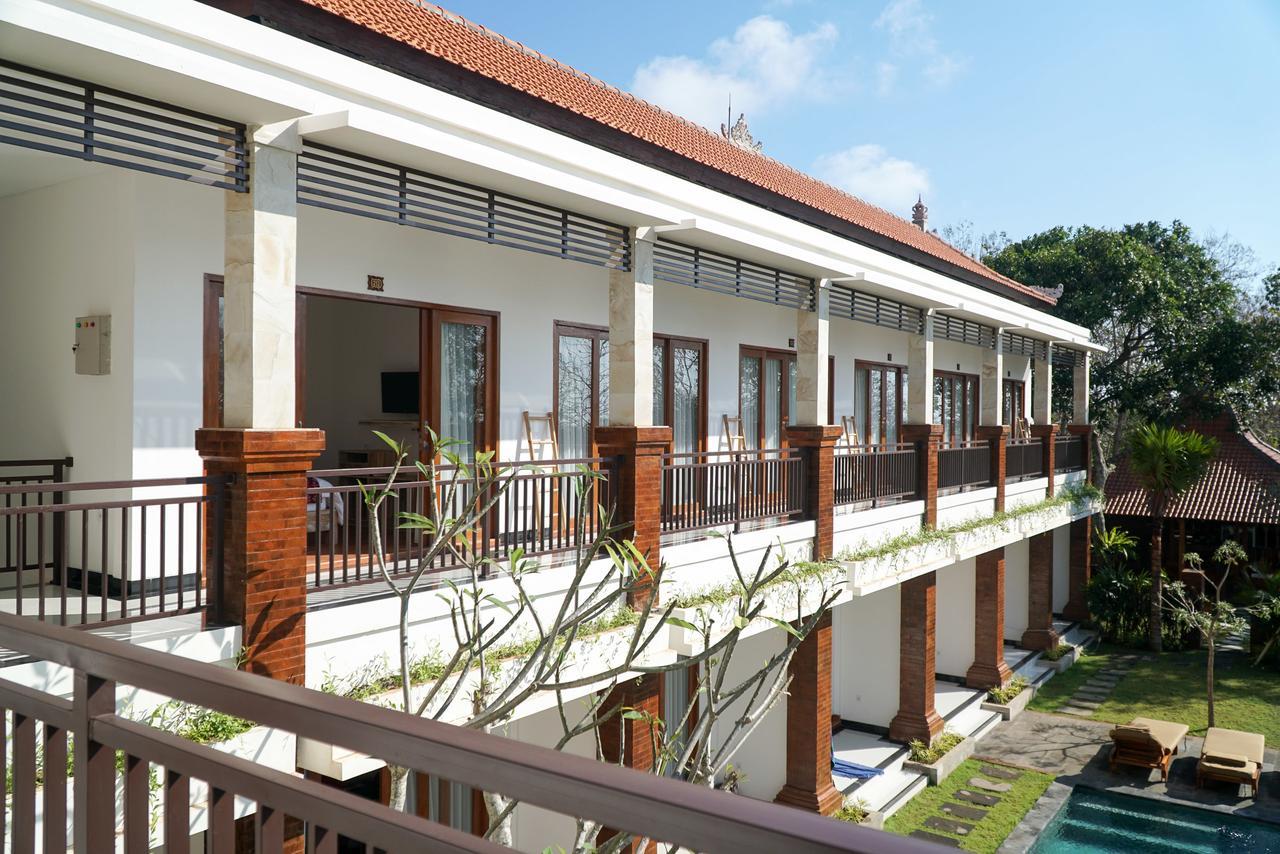 Seno Guesthouse & Cafe Uluwatu Exteriör bild