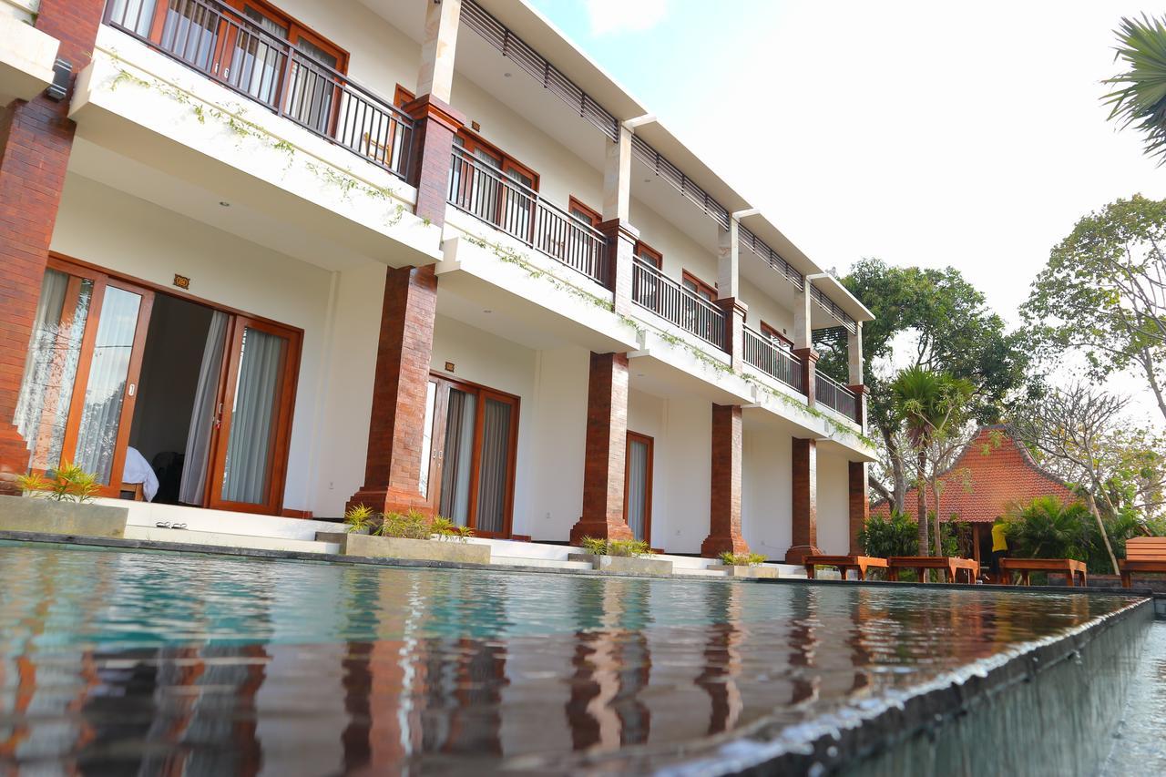 Seno Guesthouse & Cafe Uluwatu Exteriör bild