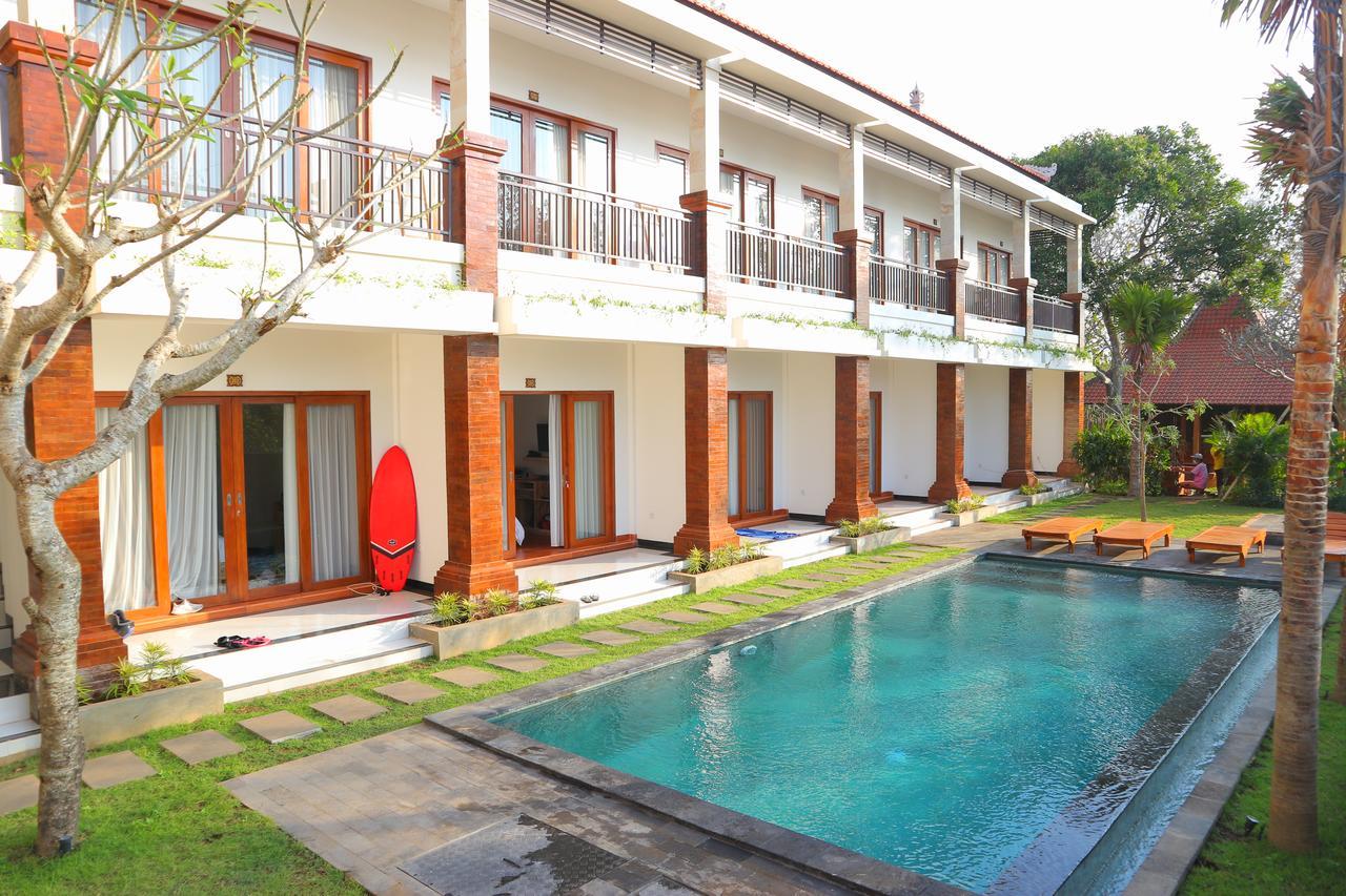 Seno Guesthouse & Cafe Uluwatu Exteriör bild