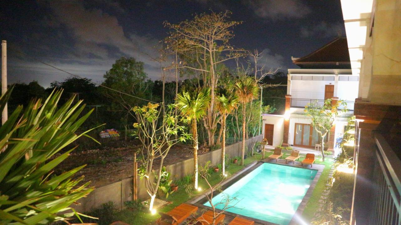 Seno Guesthouse & Cafe Uluwatu Exteriör bild